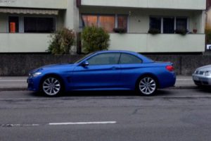 BMW-4er-Cabrio-M-Sportpaket-F33-Estoril-Blau-435i-2014-02-655x436